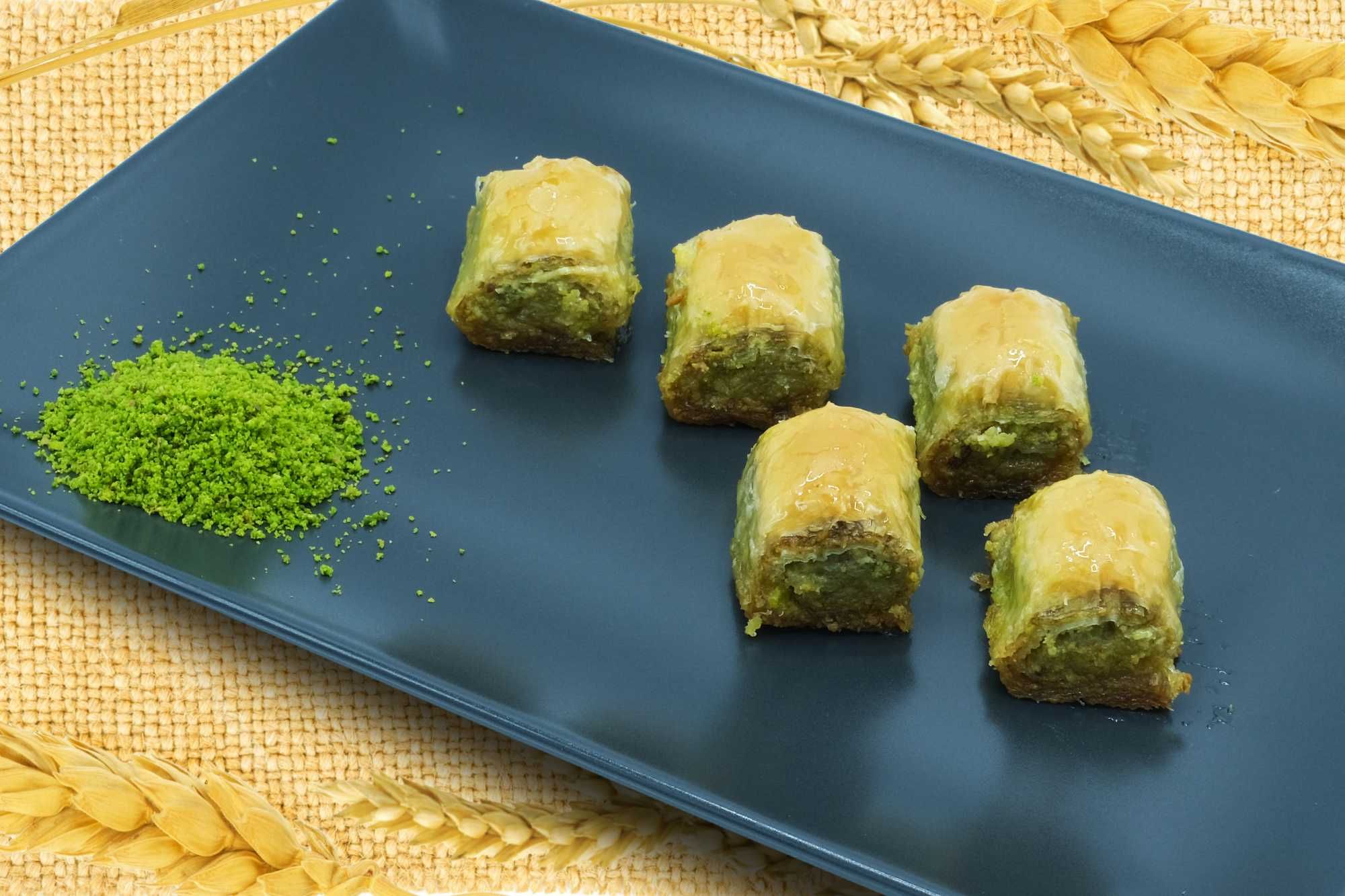 Fıstıklı Mini Özel Baklava